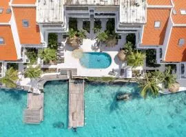 Belmar Oceanfront Apartments 13 with direct sea access and diving facilities