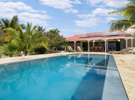 Villa Di Dos Kas with a refreshing private pool