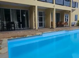 Elegant 3 bedrooms of 3 Apartments