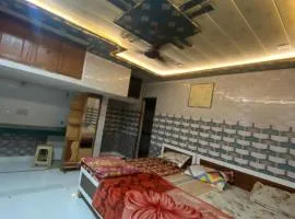 radha kunj sewa dham