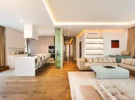 Deluxe Demonstrative Apartment