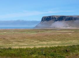 Hotel Breidavik, hotel v destinaci Breiðavík