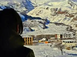 Elia Hut Kazbegi
