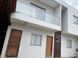 Quarto com banheiro privado 15km de Belém, hotel v destinaci Ananindeua