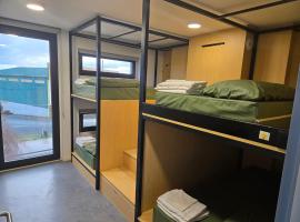 Los Tres Abetos, pet-friendly hotel in Arzúa