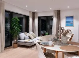 Moderne leilighet ved sjøkanten