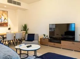 Luxury Villa In Yas
