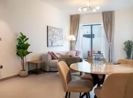 F1 Dream 4br Villa! - Yas Island