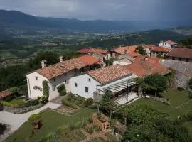 Apartment House Artes with Free Hot Tub & Sauna