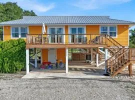 The Honey Hole St George Island Pet Friendly-Heated Private pool West Gulf beaches