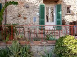 La Casa nel Castello e la Terrazza sul Borgo