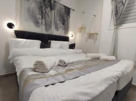 אחוזת דבורה בבני ברק, hotel v destinaci Giv‘at Shemuʼel