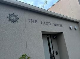 The land hotel L1, hotel di Arao