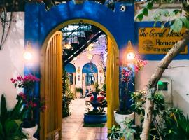 The Coral House Homestay by the Taj, ξενοδοχείο στην Agra