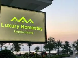 Luxury Homestay Vinhomes Dragonbay Hạ Long、ハロンのリゾート