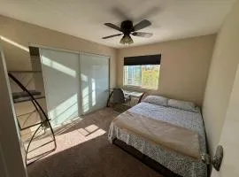 Large Private Room Near Meta & Tech Hubs