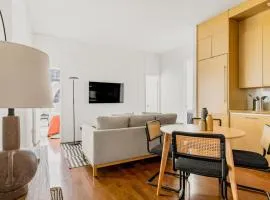Outstanding & Bright Apartment in Midtown Manhattan