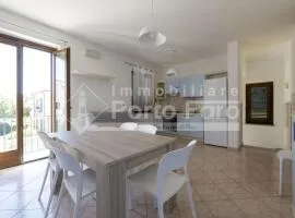 Via Incrociatore Trieste 7 SX - Spazioso quadrilocale in centro a Palau