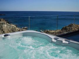 Aquamarine Luxury Suites, hotel v destinaci Archangelos