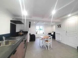 Le Petite Maison