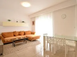 Seaview Home, Sliema by the sea