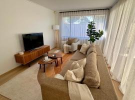 Stylish Armadale Getaway, hotel di Armadale