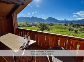 Chalet - Ferienwohnungen - Biohof Stöger - Panoramasüdbalkon - grandiose Aussicht auf See, Berge und Schloss Neuschwanstein