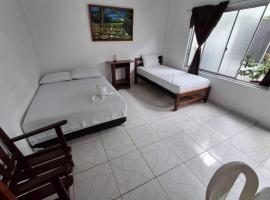 Hotel heliconias, ξενοδοχείο σε Leticia