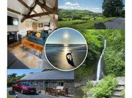 Dog Friendly Cowshed, Geufron Farm near Tywyn