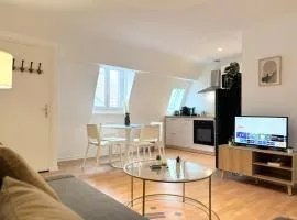 Apartment for 6 guests in Hypercentre de Rbx