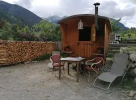 Schlosswirts Wohnmobilstellplatz und Schäferwagen