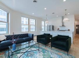 'Condo A' Gallery Suite - Downtown Marion, hotel in Warren