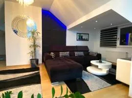 Luxury Studio Black & White