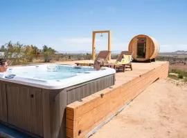 Secluded-jt-spa-pool-firepit-sauna-game Room!