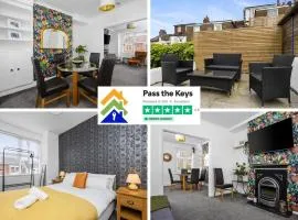 Totland Road Retreat Entire Home Pass The Keys