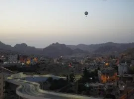 Uncle Ali hotel