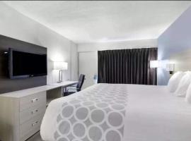 HomeBridge Extended Stay, готель у місті Куквілл