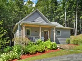 Fireplace Woods Club Access - Modern Quechee