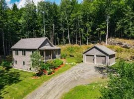 Fireplace Woods Club Access - Modern Quechee