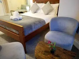 Inn By The Sea, Portsmouth - EN SUITE Rooms with Sea View Possible, parking EV 22kW