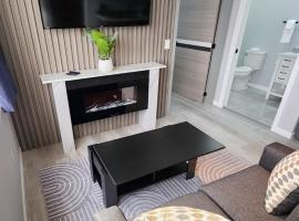 Modern High-Rise Apartment - 4, Hotel in Tulsa