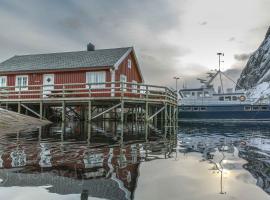 Maybua by May's, hotel in Reine