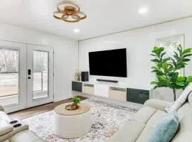 6 Mi to Spectrum Center: Spacious Getaway w/ Deck