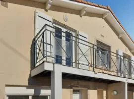 Cozy Home In Saint-Georges-De-Didon