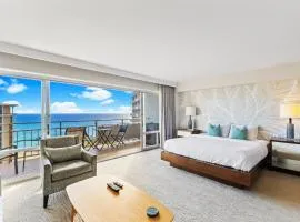 Breathtaking Studio Ocean Views! Pool! Beach!