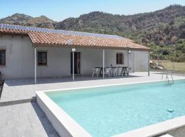 Villa in Gaggi with Pool near Mount Etna, Hotel in Gaggi