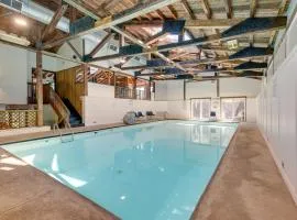 4 Mi to Stowe Mountain Resort Studio with Balcony