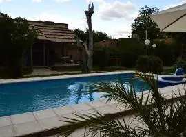 La Adela