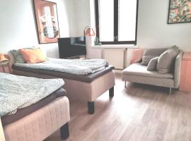 Studio Porin Karhu, home away home in Pori city center, free parking, Hotel in Pori