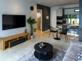 Amywealth Luxury Apartment